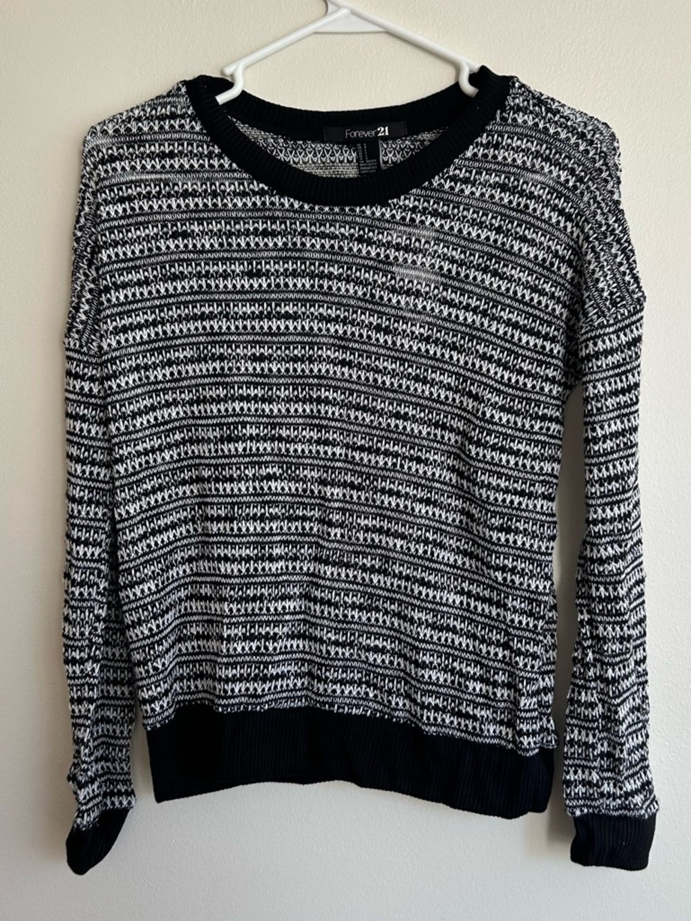 Forever 21 Black & White Patterned Crewneck Sweater